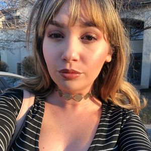 Meet your Posher, Francesca